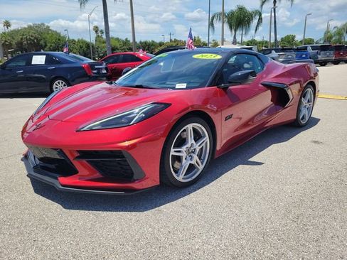 Used 2023 Chevrolet Corvette Stingray Premium Conv w/ Z51 Performance Package RWD image 2