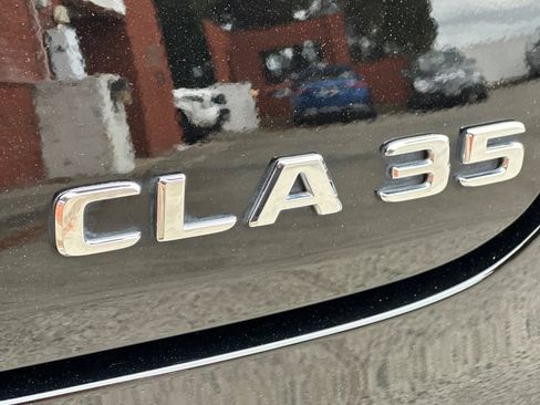 Used 2022 Mercedes-Benz CLA 35 AMG 4MATIC image 36