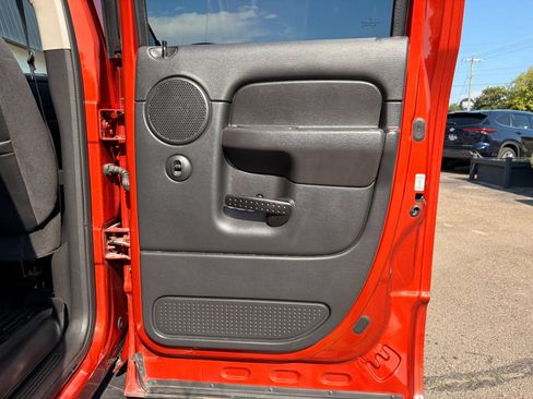 Used 2005 Dodge Ram 1500 Truck SLT w/ Daytona Edition Group AWD/4WD image 9