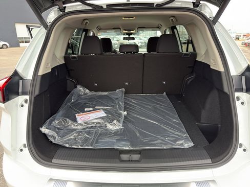 New 2026 Nissan Rogue SV AWD/4WD image 35