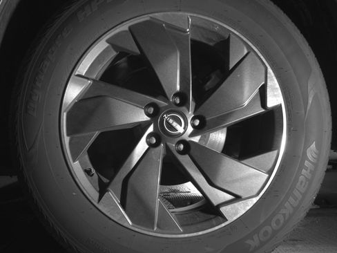 Used 2025 Nissan Rogue SV image 14