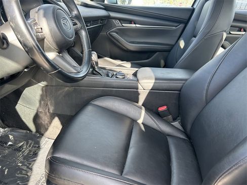 Used 2020 MAZDA MAZDA3 Sedan w/ Select Package image 11