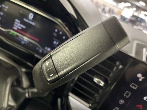 Used 2023 GMC Sierra 1500 SLE image 24