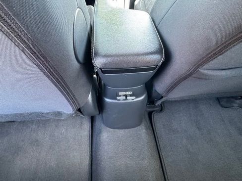 Used 2021 Nissan Kicks S FWD image 12