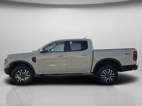 New 2025 Ford Ranger Lariat w/ FX4 Off-Road Package image 19