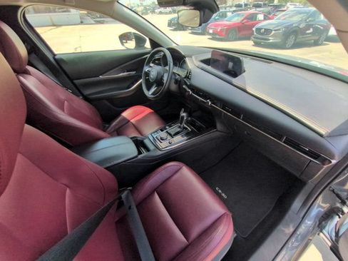 Used 2025 MAZDA CX-30 AWD 2.5 S w/ Preferred Package image 31