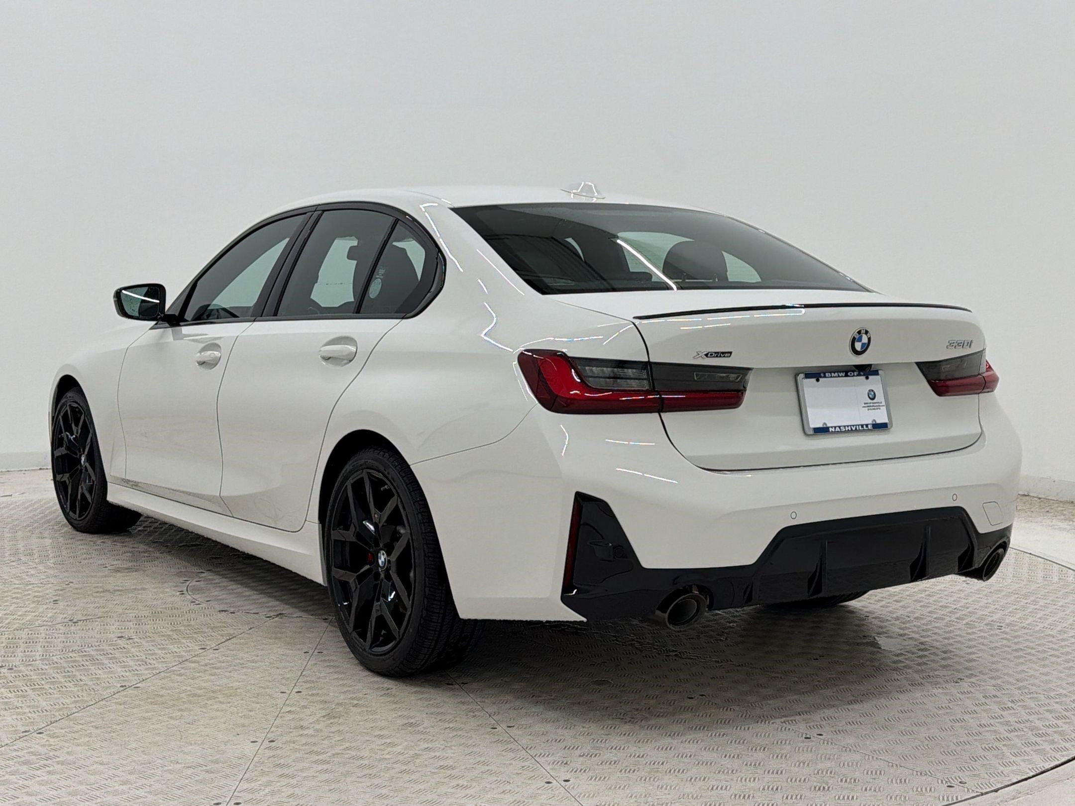 New 2026 BMW 330i xDrive Sedan w/ M Sport Package AWD/4WD image 3