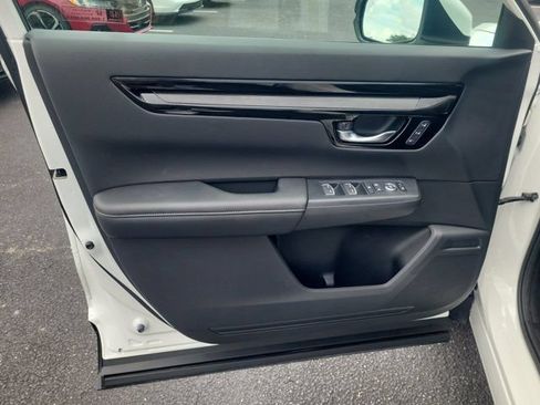 Certified 2025 Honda CR-V EX-L image 17