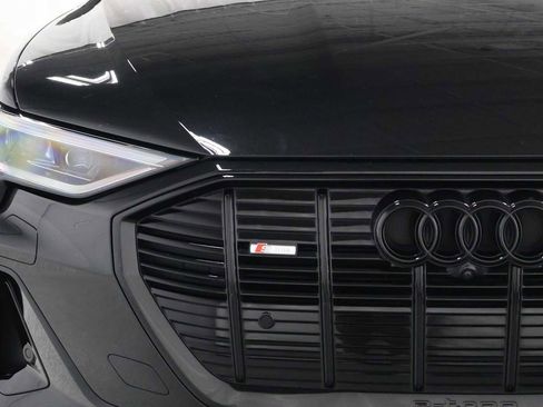 Used 2023 Audi e-tron Chronos w/ Chronos Package AWD/4WD image 15