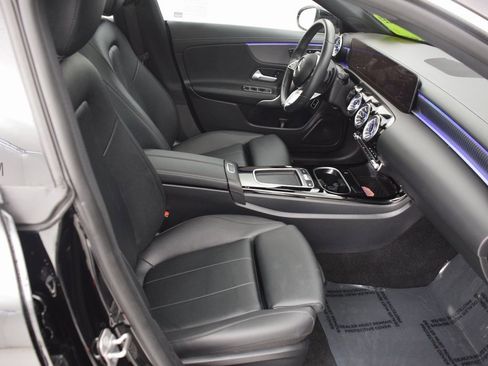 Certified 2025 Mercedes-Benz CLA 250 4MATIC image 15