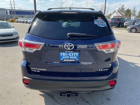 Used 2015 Toyota Highlander Plus AWD/4WD image 6