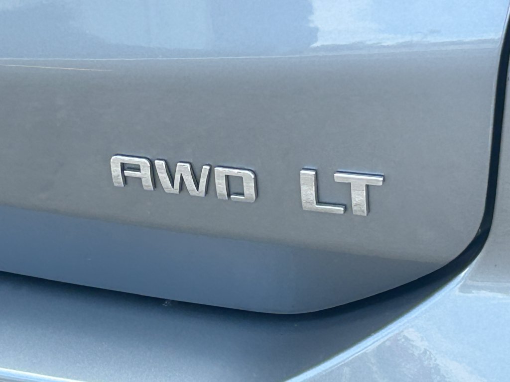 Used 2024 Chevrolet Equinox LT AWD/4WD image 4