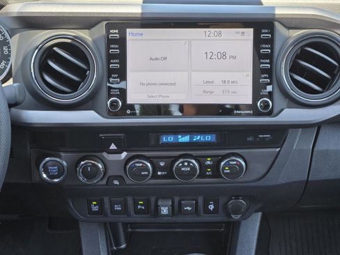 Used 2023 Toyota Tacoma TRD Sport w/ Technology Package AWD/4WD image 12
