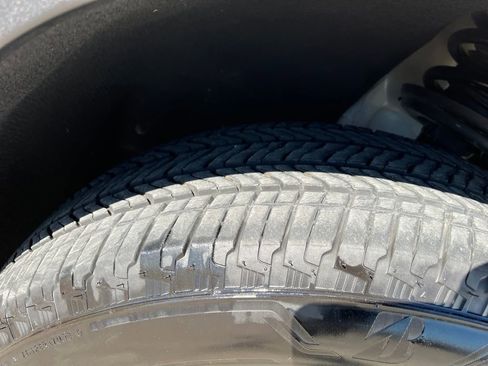 Used 2025 GMC Acadia Elevation image 34