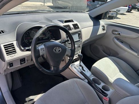 Used 2013 Toyota Corolla LE w/ Premium Pkg FWD image 8