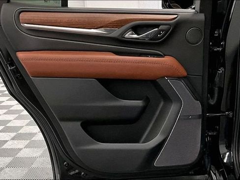 Used 2024 GMC Yukon Denali Ultimate image 23