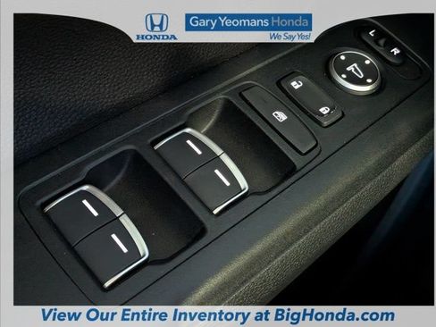 Certified 2025 Honda CR-V EX-L image 28