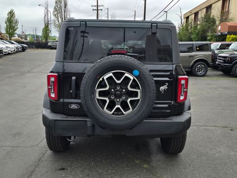 New 2026 Ford Bronco Outer Banks AWD/4WD image 4