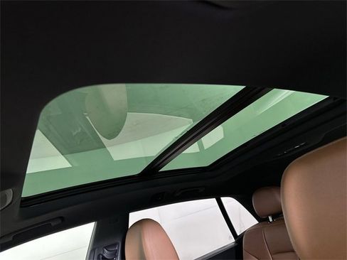 Used 2024 Audi Q8 Premium Plus image 19