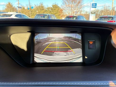 Used 2018 Lexus ES 300h image 29