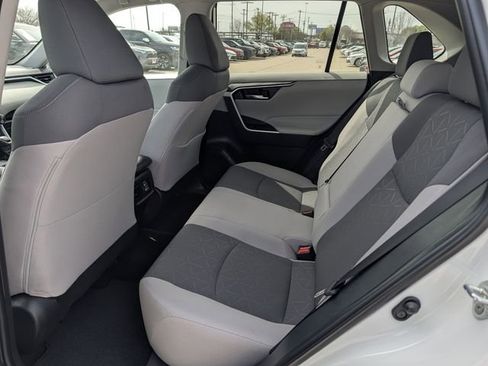 Used 2024 Toyota RAV4 XLE image 27