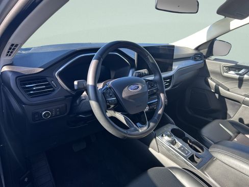 Used 2023 Ford Escape Platinum image 25