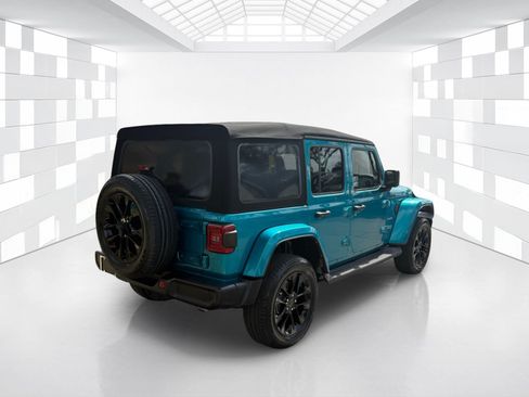 Used 2024 Jeep Wrangler Unlimited Sahara AWD/4WD image 7