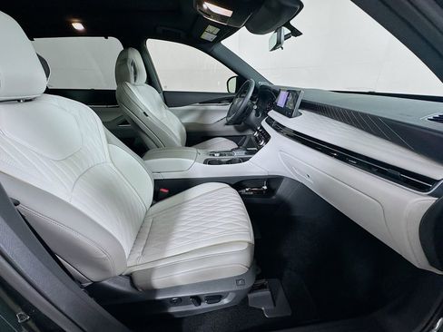 Used 2026 INFINITI QX60 Autograph w/ Dark Cargo Package image 37