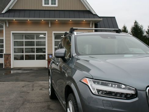 Used 2017 Volvo XC90 T6 Inscription w/ Vision Package image 23