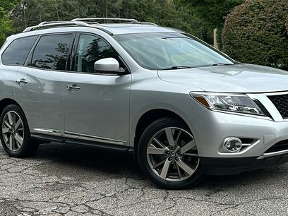 Used 2014 Nissan Pathfinder Platinum w/ Platinum Premium Package