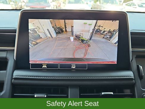 Used 2021 GMC Yukon XL SLT RWD image 18