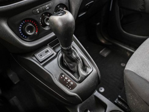 Used 2019 RAM ProMaster City Tradesman FWD image 22