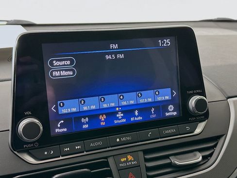 Certified 2024 Nissan Altima 2.5 SR FWD image 21
