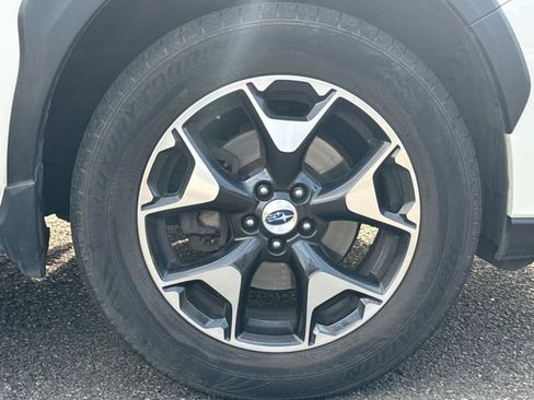 Used 2018 Subaru Crosstrek 2.0i Premium w/ Eyesight System AWD/4WD image 9