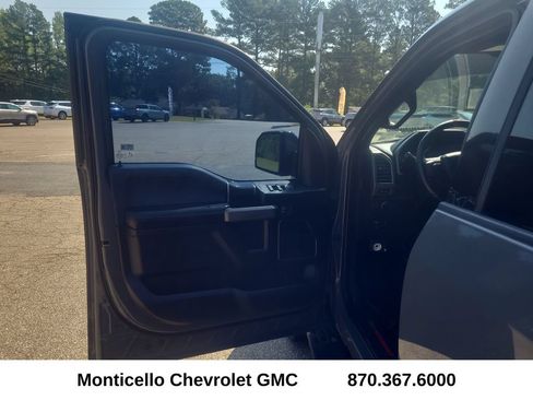 Used 2020 Ford F150 Raptor w/ Equipment Group 802A Luxury AWD/4WD image 14