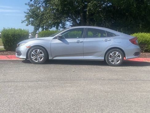 Used 2016 Honda Civic LX image 7