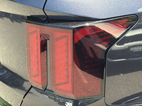 New 2026 Kia Sorento LX FWD image 17