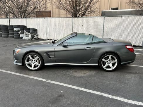 Used 2013 Mercedes-Benz SL 550 w/ Premium Pkg image 44