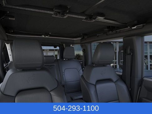 New 2025 Ford Bronco Badlands image 12