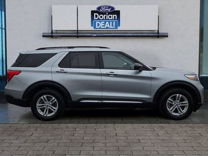 Certified 2023 Ford Explorer XLT w/ Equipment Group 202A
