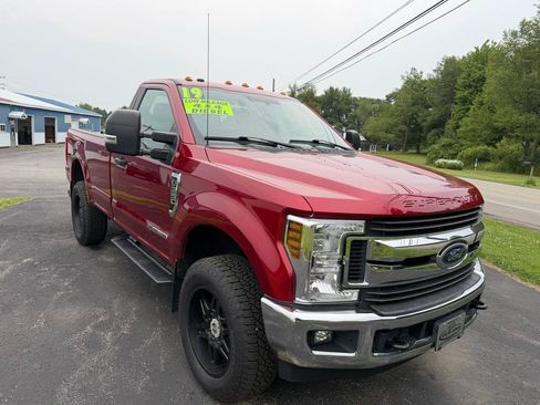 Used 2019 Ford F350 XLT w/ XLT Value Package AWD/4WD image 3