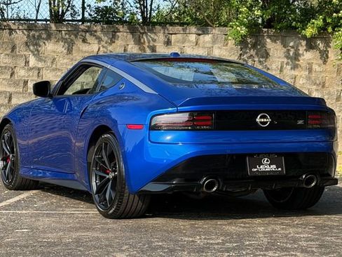 Used 2025 Nissan Z Performance w/ Floor Mat Package RWD image 7