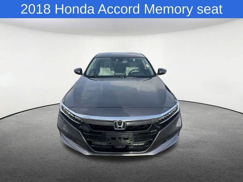 Used 2018 Honda Accord Touring image 15