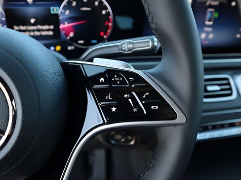 Certified 2026 Mercedes-Benz GLE 350 4MATIC image 36