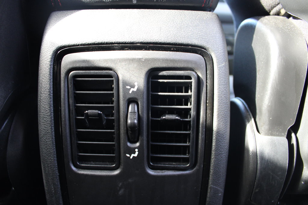 Used 2025 Dodge Durango GT AWD/4WD image 28