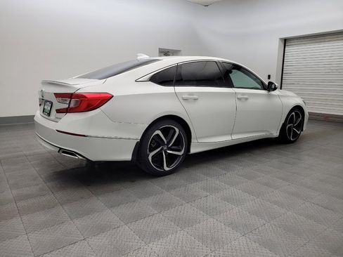 Used 2019 Honda Accord Sport image 10