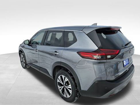 Used 2023 Nissan Rogue SV image 9