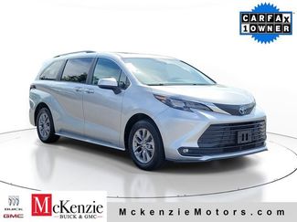 Used 2025 Toyota Sienna XLE FWD video 1