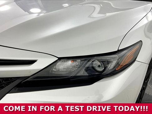 Used 2020 Toyota Camry TRD FWD image 31