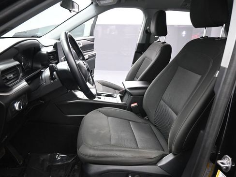 Certified 2022 Ford Explorer XLT image 10